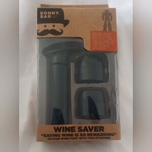 NWT Bonny Bar Wine Saver